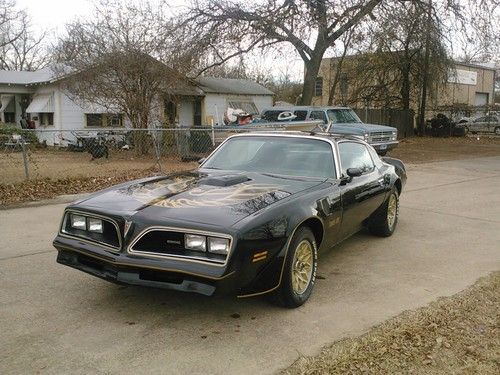 1978 trans am new paint/interior/decals rebuilt 400hp/ 400/auto s.e clone