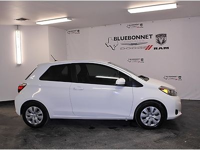 MP3 Dual Air Bags Manual Great Gas Mileage, image 2