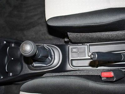 MP3 Dual Air Bags Manual Great Gas Mileage, image 15