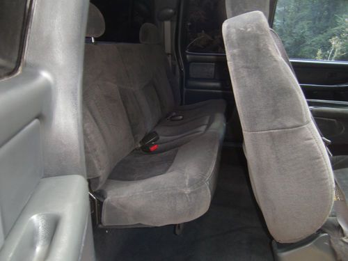 2001 CHEVROLET 2500 EXT CAB 4X4 DURAMAX DIESEL AUTOMATIC NEEDS REPAIR NO RESERVE, image 12