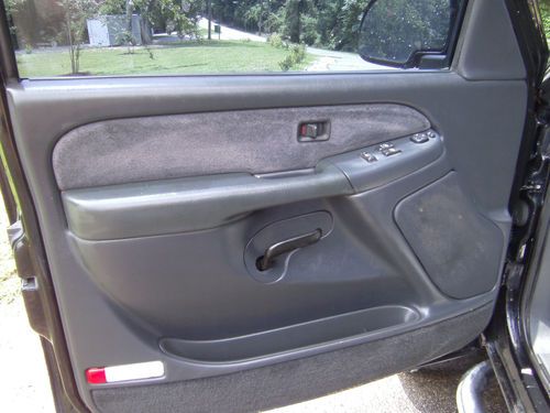 2001 CHEVROLET 2500 EXT CAB 4X4 DURAMAX DIESEL AUTOMATIC NEEDS REPAIR NO RESERVE, image 15