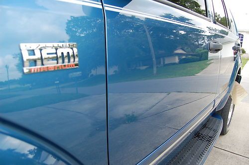 1 Owner 52K Mile Pristine HEMI-- Sun-Roof  DVD  Limited SUV- Rear Entertainment, image 13