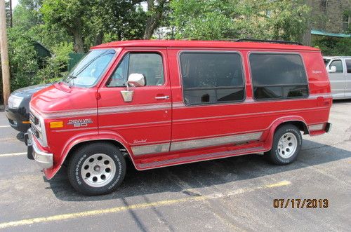 1995 chevy g20 van -- explorer conversion -- rebuilt motor -- awesome!!!