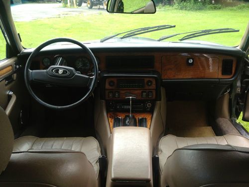 1986 jaguar xj6 base sedan 4-door 4.2l