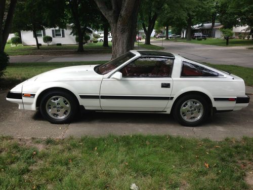 Pristine nissan 300zx t-tops loaded red leather garage kept low miles