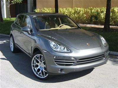 2013 porsche cayenne v6 tip 6k miles