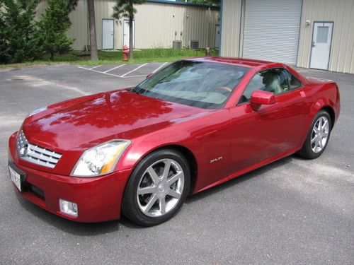 2004 cadillac xlr hardtop convetible roadster 11,000 miles must see!