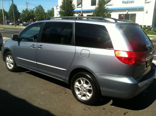 2004 toyota sienna xle limited mini passenger van 5-door 3.3l