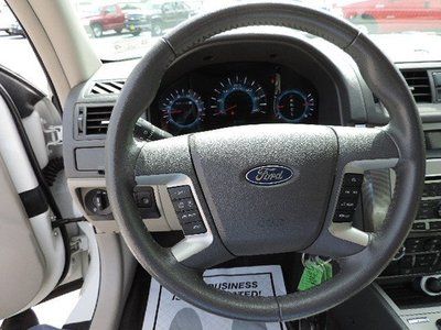 SEL 2.5L CD Front Wheel Drive Power Steering ABS 4-Wheel Disc Brakes Fog Lamps, image 29