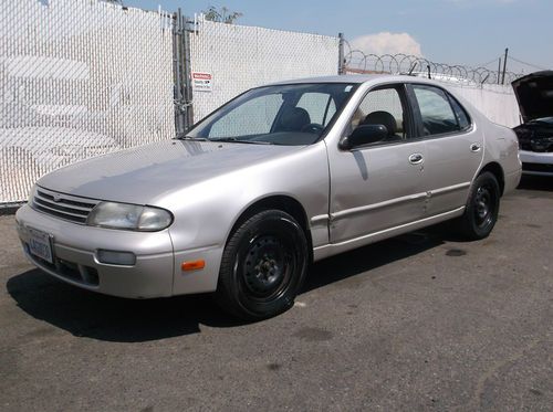 1996 nissan altima, no reserve