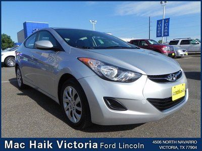 1.8l  mpg coupe silver 2 door hyundai elantra warranty clean carfax