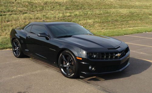 Chevrolet Camaro SS черный