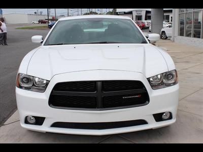 5.7L, Nav, Sunroof, Backup Camera, Heated Leather Seats, Remote Start, Bluetooth, US $34,695.00, image 3