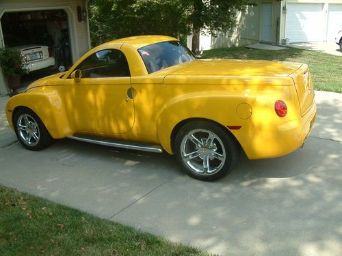 2004 chevy ssr