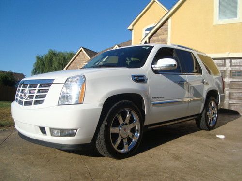 2010 cadillac escalade hybrid 4wd every option nav brand new tires no reserve