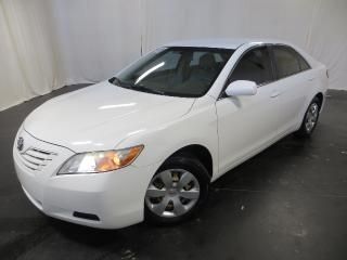 2007 toyota camry le, power windows, locks, leather interior.