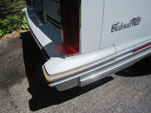 1988 Cadillac DeVille Base Sedan 4-Door 4.5L, image 4