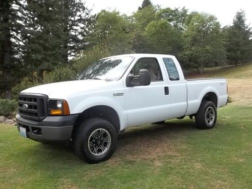 2006 ford f-250 super duty xl extended cab pickup 4-door 5.4l