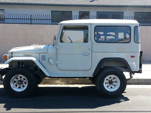 75 toyota fj40 landcruiser 4x4