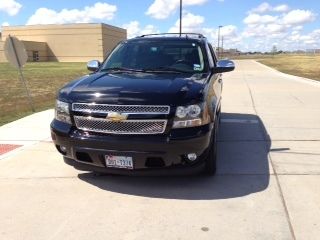 Chevy - Tahoe - LT2 - Black o Black - Leather - 22In Factory Rims -, US $37,900.00, image 2
