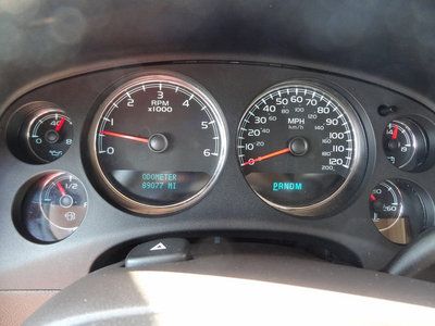 Dena AWD SUV 6.2LT Engine Auto Leather Heated Seats Power Sunroof 0 Accidents, image 19