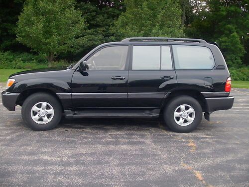 1999 Toyota Land Cruiser Base Sport Utility 4-Door 4.7L, image 2
