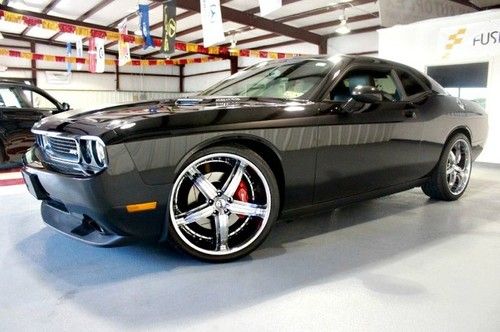 2010 dodge srt8