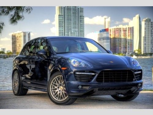 2013 porsche cayenne 8speed automatic 4-door suv