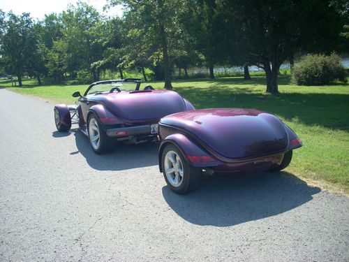 Prowler and prowler trailer with low miles, in excellant condtion, beautiful