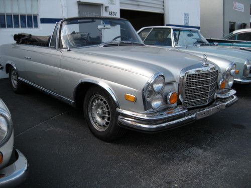 1971 mercedes 280se cabriolet w111 conversion silver db180 low grill