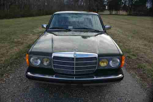 1983 Mercedes-Benz 300D Turbo-Diesel rare color, US $3,750.00, image 2