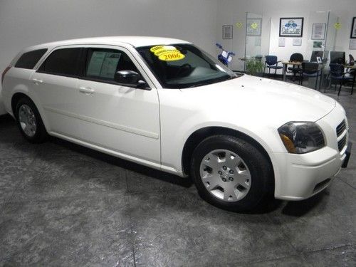 06 dodge magnum se v6 auto rwd rear spoiler ac cd player we finance