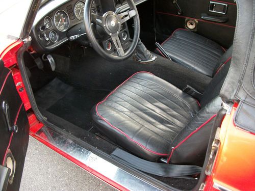 1979 MG MGB sports car Vermillion Red wire wheel convertible, image 12