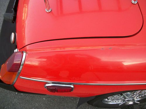 1979 MG MGB sports car Vermillion Red wire wheel convertible, image 20