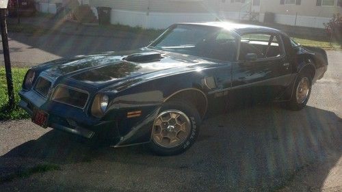 1976 pontiac trans am y82 special edition t-top car