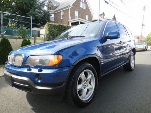 2001 bmw x5 4.4. topaz blue. looks truly amazing!! one owner.