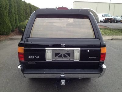 SR5 V6, 5 Speed Manual, 4X4, Moon Roof, Leather, Toyo Tires, image 4