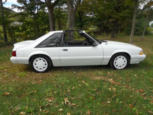 1987 ford mustang lx t-top white with black interior