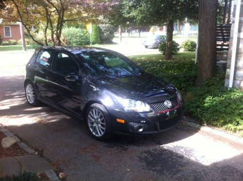 2006 volkswagen gti hatchback 2-door 2.0l turbo