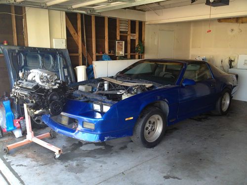 1987 chevrolet camaro z28 iroc-z coupe 2-door 5.7l