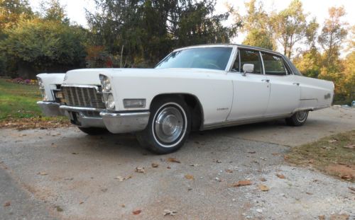 1968 CADILLAC FLEETWOOD BROUGHAM, DISC BRAKES! 51,786 ORIGINAL MILES, LOADED CAR, image 4
