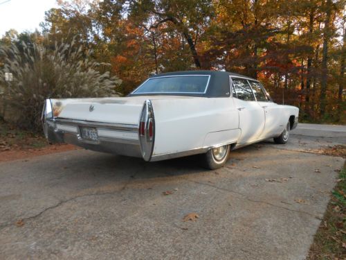 1968 CADILLAC FLEETWOOD BROUGHAM, DISC BRAKES! 51,786 ORIGINAL MILES, LOADED CAR, image 5