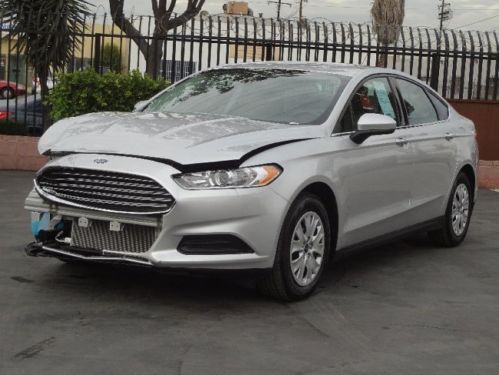 2013 ford fusion s damaged salvage low miles runs! wont last l@@k!