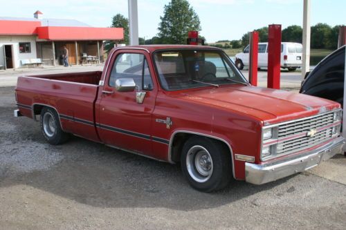 1984 chevy c-10 350,automatic scottsdale