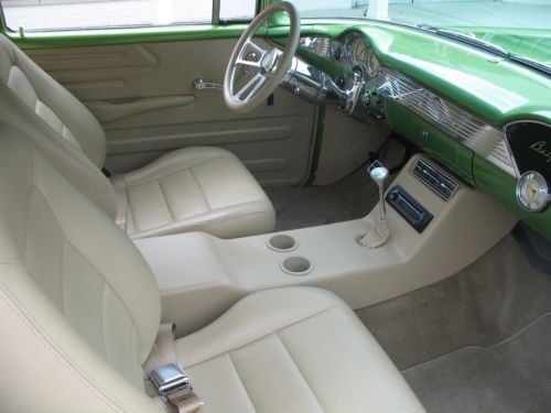1955 Chevrolet Bel Air 350 A/C leather 4 wheel disc brakes Rotisserie Restored, image 12