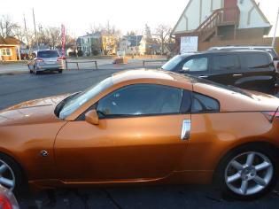 2004 nissan 350z track coupe 2-door 3.5l