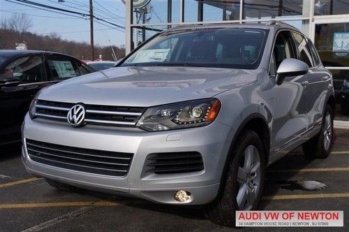 2013 silver vw touareg vr6 lux v6 4x4 auto nav leather sunroof heated seats