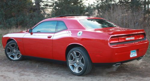 2012 dodge challenger rt - 375 hp, manual - 6 speed