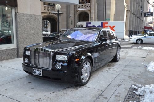 08 rolls royce phantom.  black with black.