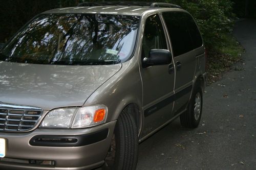 2000 chevrolet venture mini van 4-door 3.4l great condition needs engine work